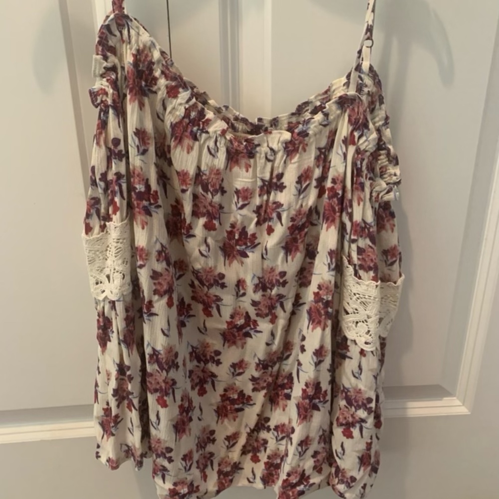 Floral Off the Shoulder Blouse